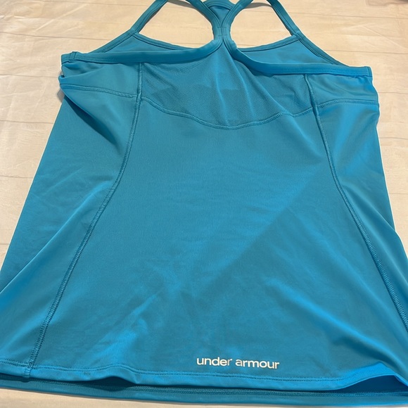 Under Armour Razor Back Tank - Picture 2 of 4